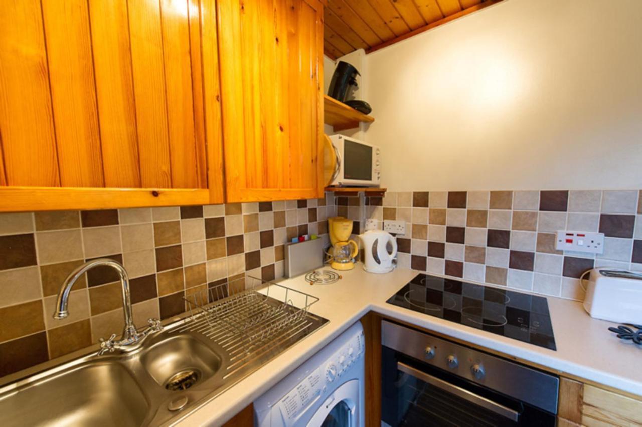 Eagle Chalet Crianlarich Extérieur photo